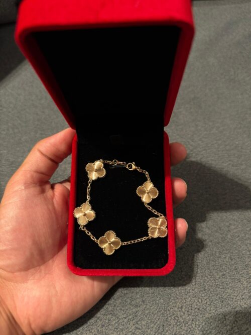 Full Rose Gold Van Cleef